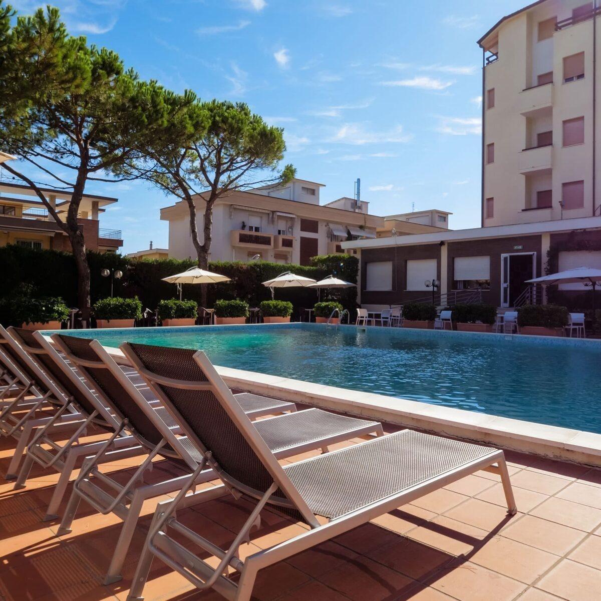 immagine Squeeze page Hotel Touring